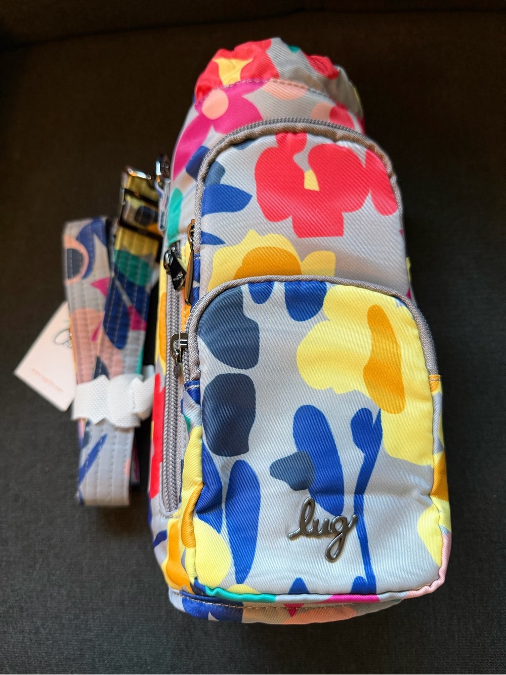 Lug Huggie Wide SE Crossbody Insulated Bottle Bag – Wildflower Multi Gray Yellow
